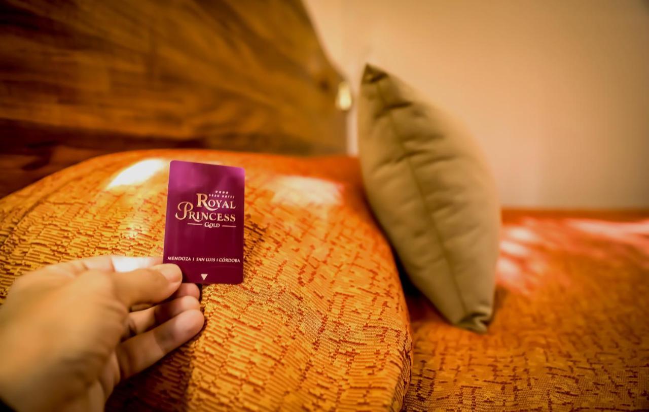 Hotel Royal Princess Мендоса Экстерьер фото